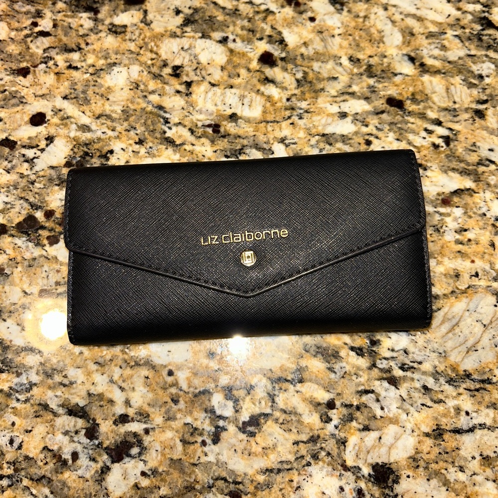 Liz Claiborne wallet